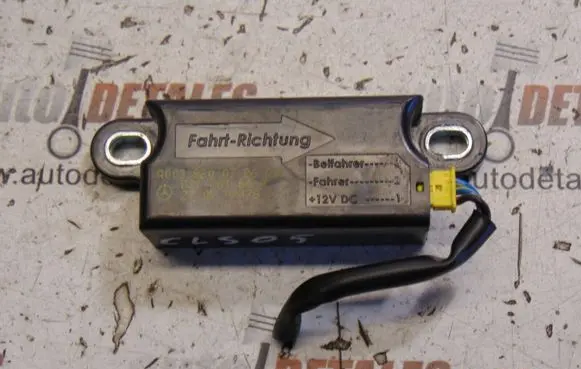 Mercedes-Benz CLS C219 Airbag deployment crash/impact sensor A0038200726