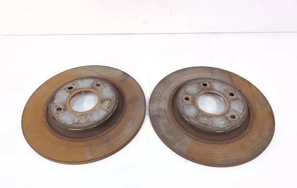 Chrysler Town & Country V Rear brake disc