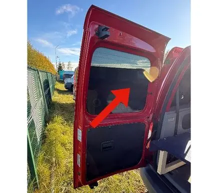 Volkswagen Caddy Rear windscreen/windshield window 43R00048 DOT24AS2M68