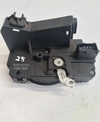 Renault Trafic II (X83) Tailgate/trunk/boot lock/catch/latch 8200282303 93851809