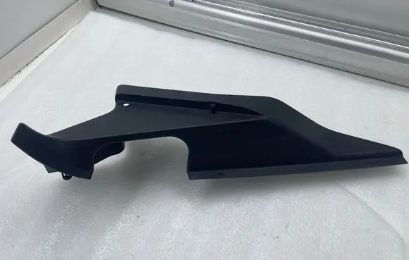 BMW i4 Centre console side trim rear 7489847 CZECHLA 24225110