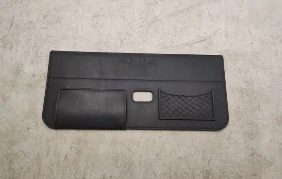 Toyota Land Cruiser (HDJ90) Tailgate trim