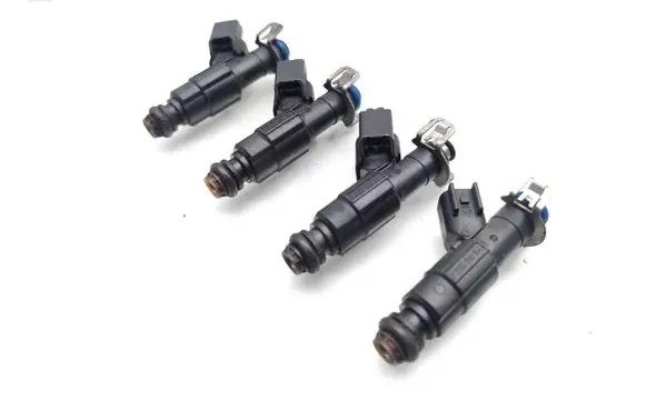 Ford C-MAX I Fuel injectors set 0280156154