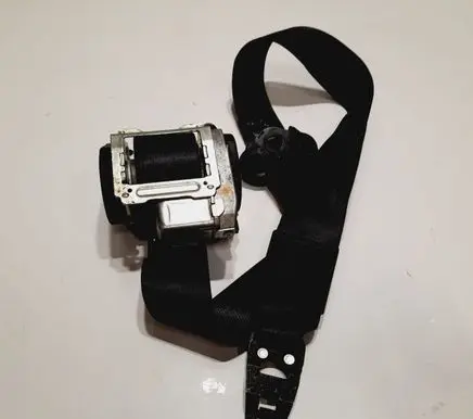 Audi A4 S4 B7 8E 8H Front seatbelt 8E0857705F