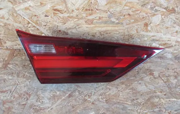BMW 1 F40 Rear/tail lights 647500