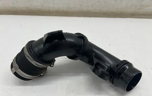 Opel Crossland X Air intake hose/pipe 9812736080