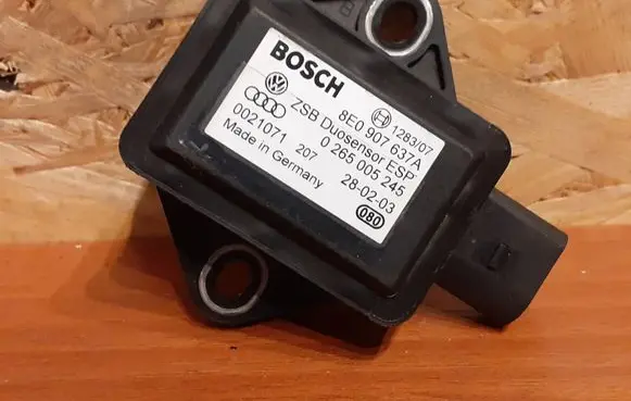 Audi A4 S4 B6 8E 8H ESP acceleration yaw rate sensor 1229 8E0907637A