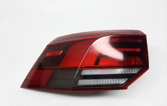Volkswagen Golf VIII Rear/tail lights 5H0945095C