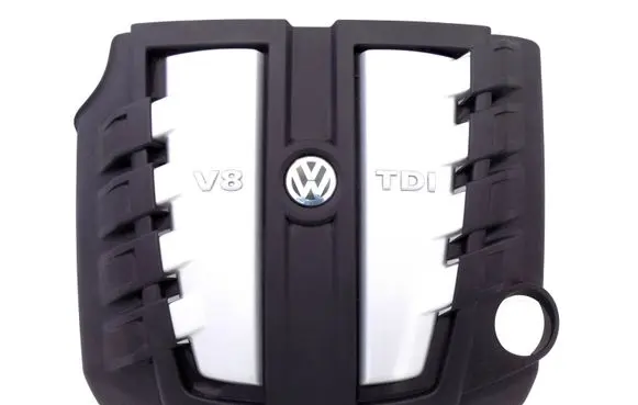Volkswagen Touareg II Engine cover (trim) 057103925H