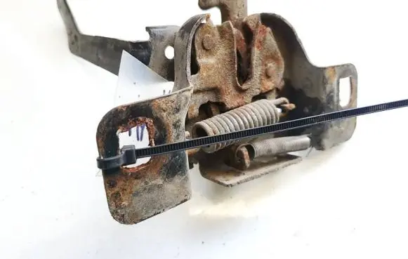 Dodge Magnum Engine bonnet/hood lock/catch