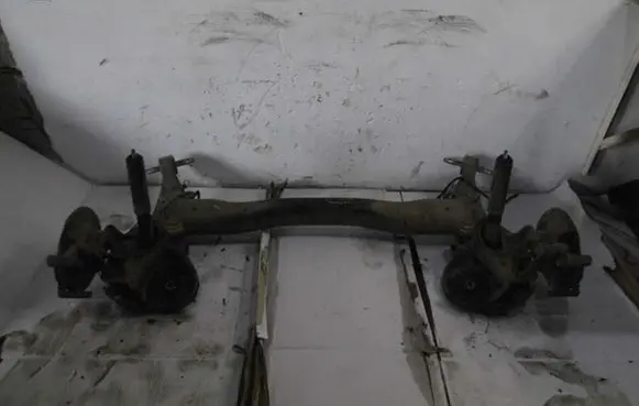 Citroen C4 II Rear axle beam with reductor 