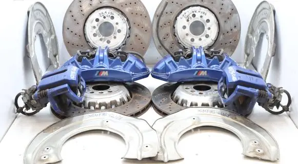 BMW X5M G05 F95 Brake discs and calipers set XWMF9GGD69