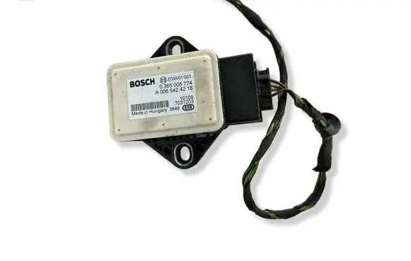 Mercedes-Benz Sprinter W906 ESP acceleration yaw rate sensor A0065424218