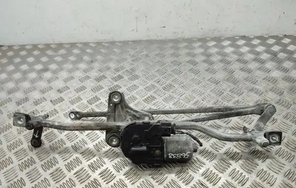 Volvo XC70 Front wiper linkage and motor