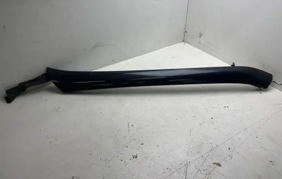 Mercedes-Benz S W140 Windshield trim