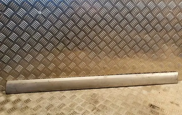 Mercedes-Benz E W210 Front door trim (molding) 2106909062