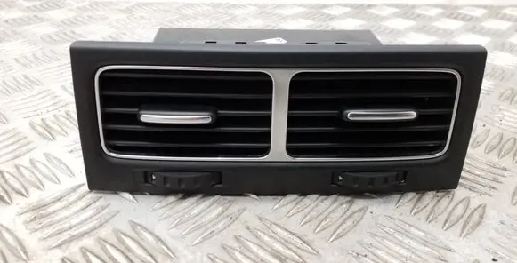 Volkswagen Touareg II Rear air vent grill 7P6819203A