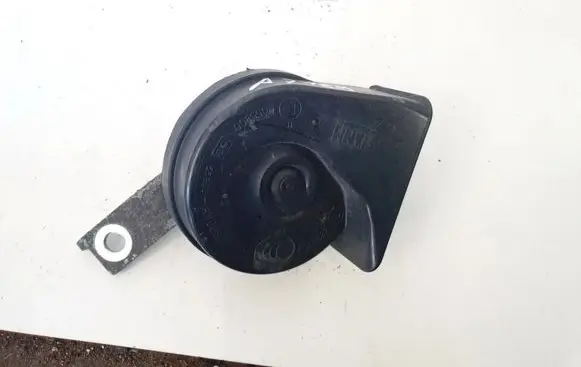Nissan Qashqai Horn signal A046522 e355306-am80s