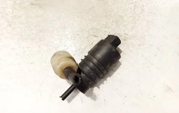 Volkswagen PASSAT B5 Windscreen/windshield washer pump pa6gbgf30 pa6gb