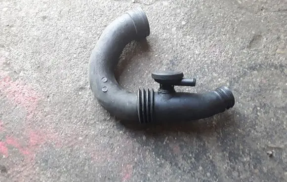 Renault Clio II Intercooler hose/pipe 8200143788