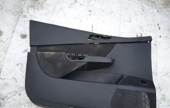 Volkswagen PASSAT B6 Front door card panel trim 3C1867011