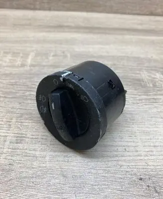 Volkswagen Touareg I Light switch 7L6941431C