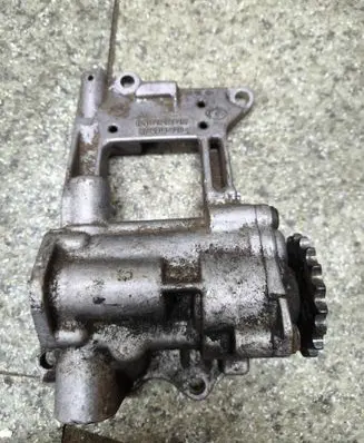 BMW 5 E39 Oil pump 11412247212 670815720