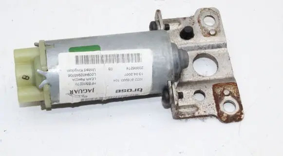 Land Rover Range Rover L322 Seat adjustment motor HFB500270