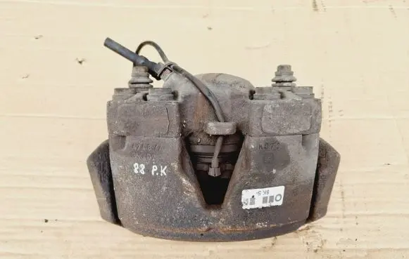 Audi A4 S4 B8 8K Front brake caliper 4748A GN0D2