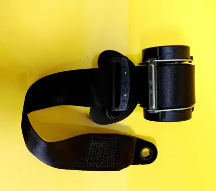Mini One - Cooper R50 - 53 Front seatbelt 040084