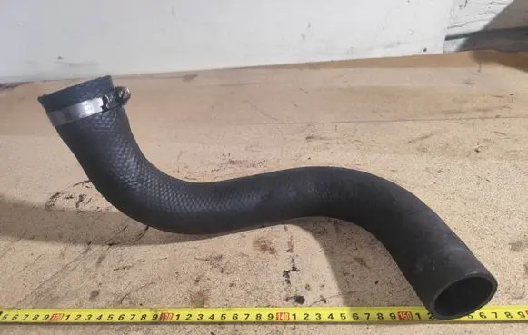 Intercooler hose/pipe