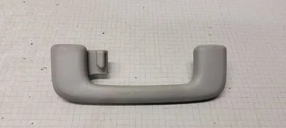 Mitsubishi Outlander Rear interior roof grab handle