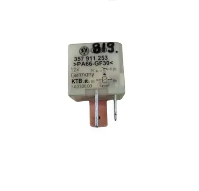 Volkswagen PASSAT B6 Other relay 357911253