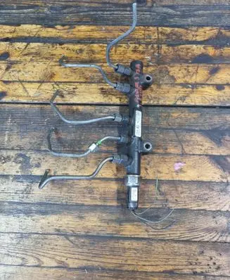 Ford Focus C-MAX Fuel main line pipe 9685297580