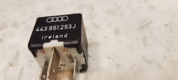 Audi A4 S4 B5 8D Other relay 443951253J