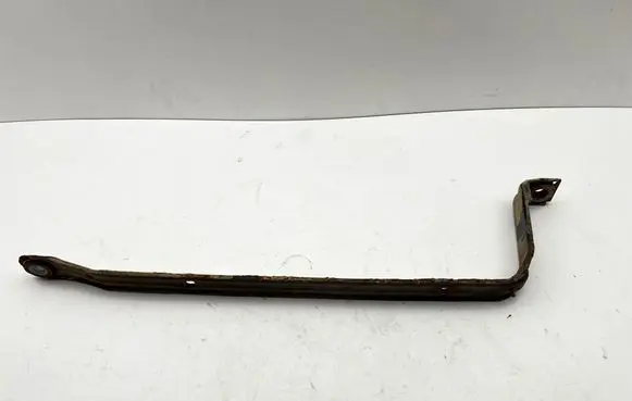 Mercedes-Benz E W212 Fuel tank mounting bracket