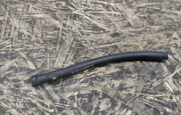 Porsche Boxster 986 Engine coolant pipe/hose 99610620701