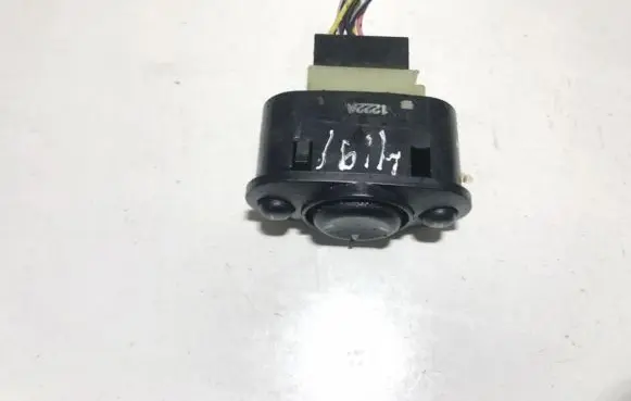 Chrysler PT Cruiser Wing mirror switch 
