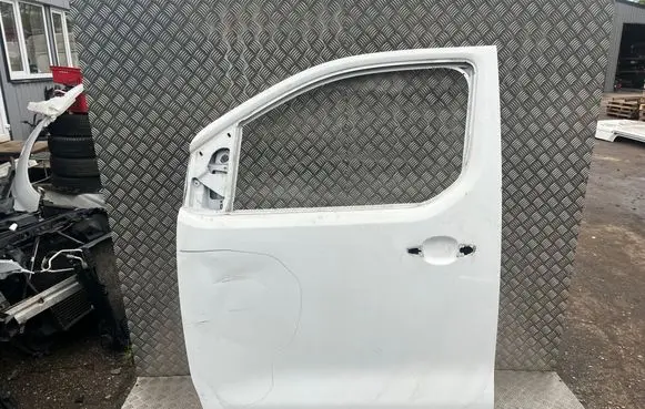 Peugeot Expert Front door 