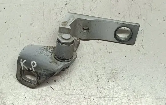 Ford Mondeo MK IV Front door lower hinge C8Q8A U22811AB 6M21