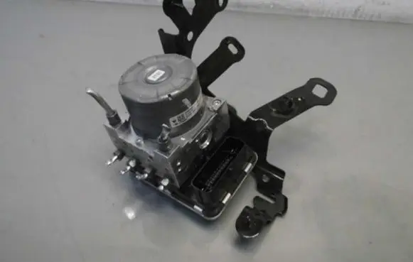 Renault Scenic IV - Grand scenic IV ABS Pump