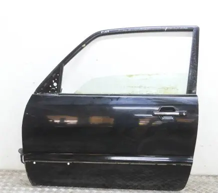 Mitsubishi Pajero Front door MN161225