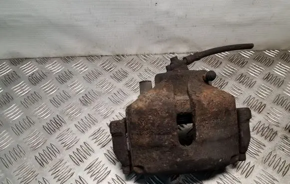 Volkswagen PASSAT CC Front brake caliper