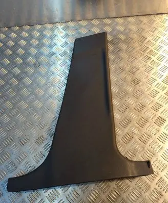 Mercedes-Benz C W204 (B) pillar trim (bottom) A2046900425