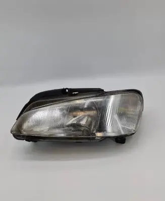 Peugeot 106 Headlight/headlamp 88202144