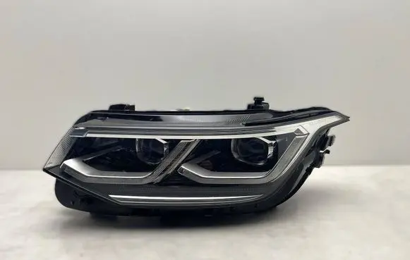 Volkswagen Tiguan Headlight/headlamp 5NB941081G
