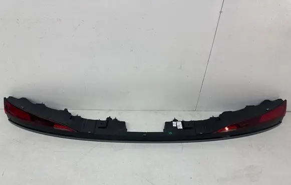 Audi Q3 F3 Tailgate rear/tail lights 83H945095 F03932000A