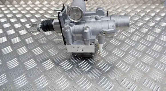 Toyota Prius (XW50) ABS Pump 4721047100