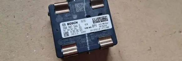 Audi Q3 F3 Distronic sensor radar 3Q0907566G 3Q0907566 0203302824