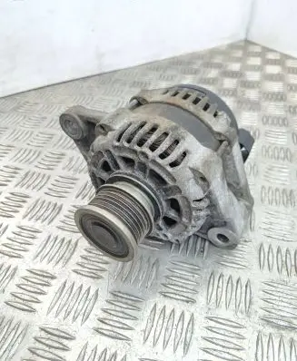 Opel Zafira C Generator/alternator 13579668